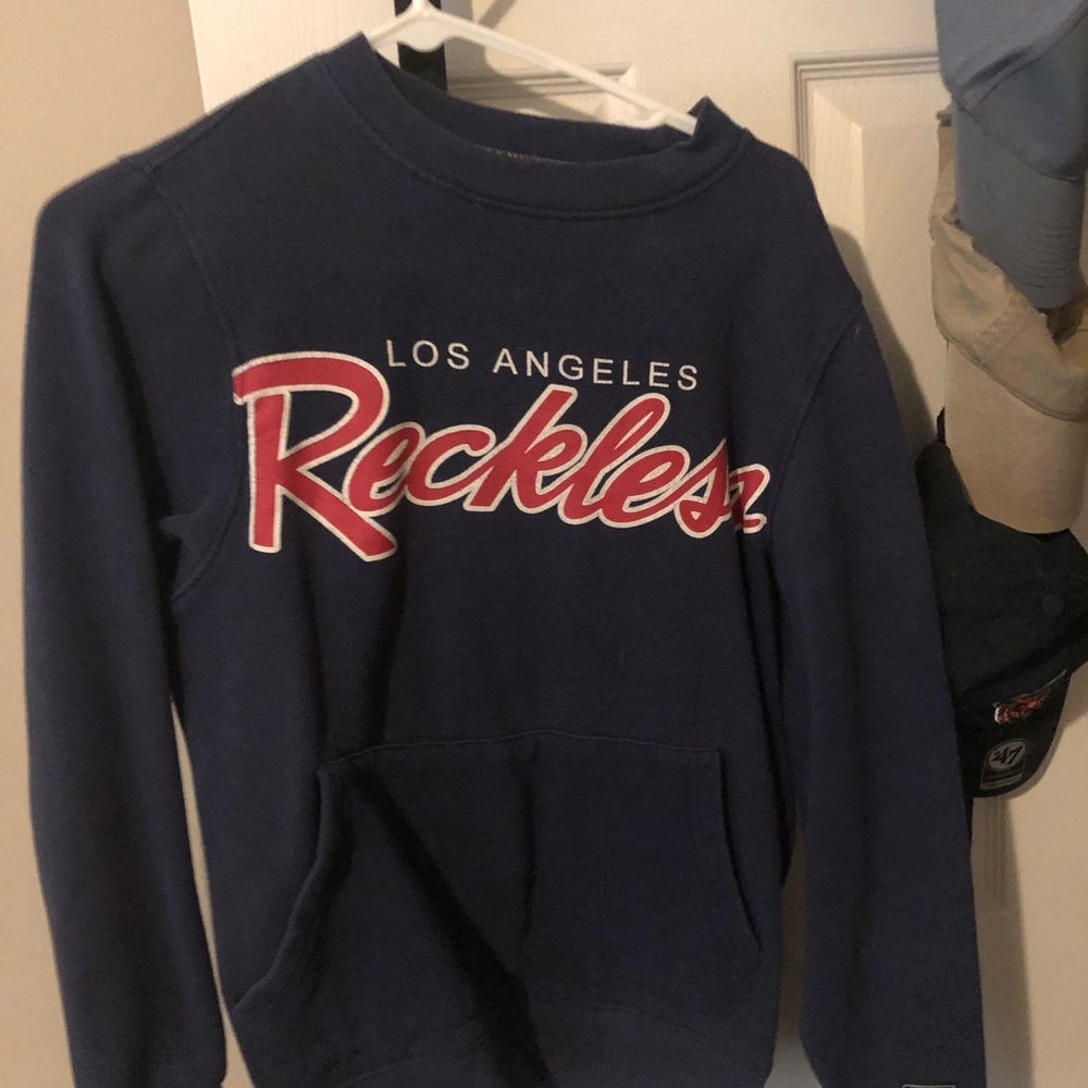 Reckless crewneck